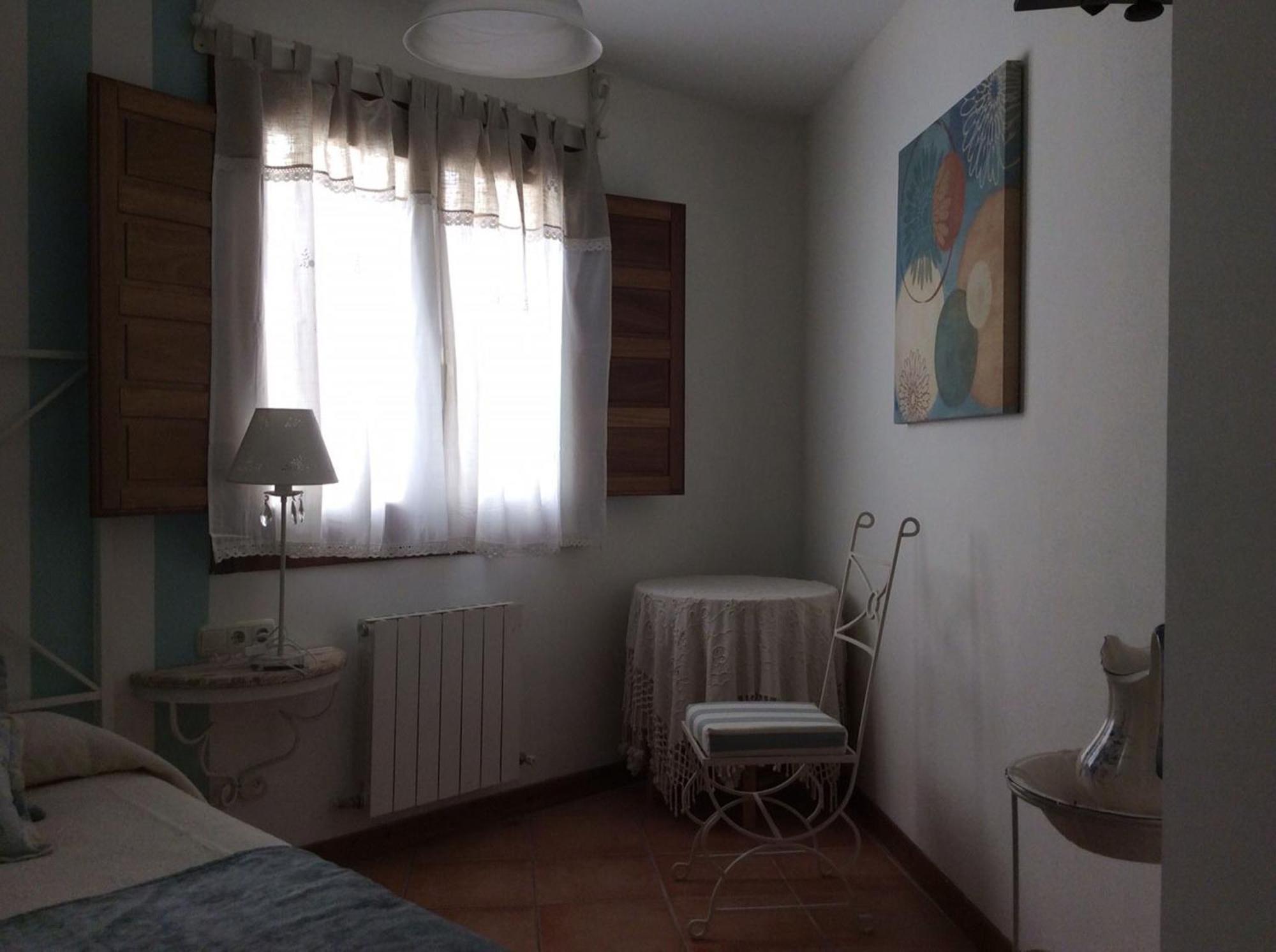 Hotel Rural Los Roturos Maestu Номер фото
