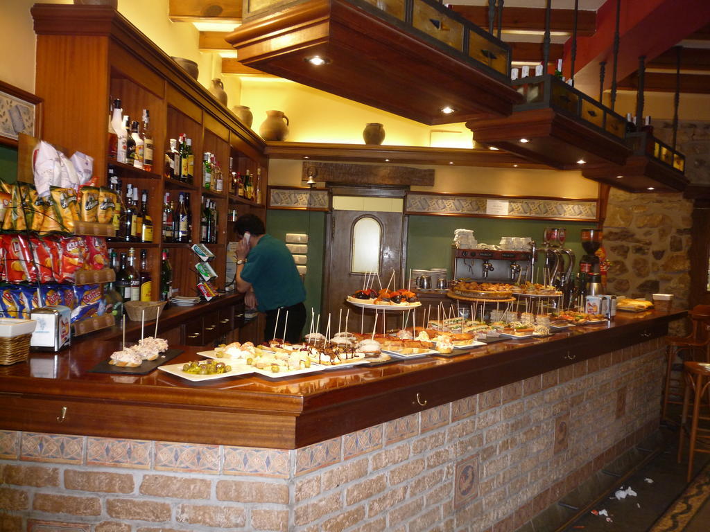 Hotel Rural Los Roturos Maestu Екстер'єр фото